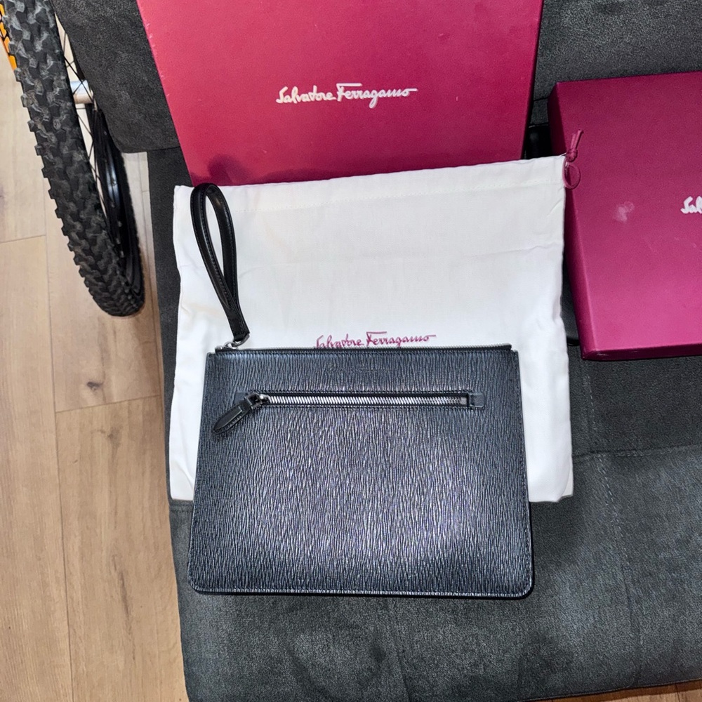 NEW Salvatore Ferragamo Textured Black Men's Clutch